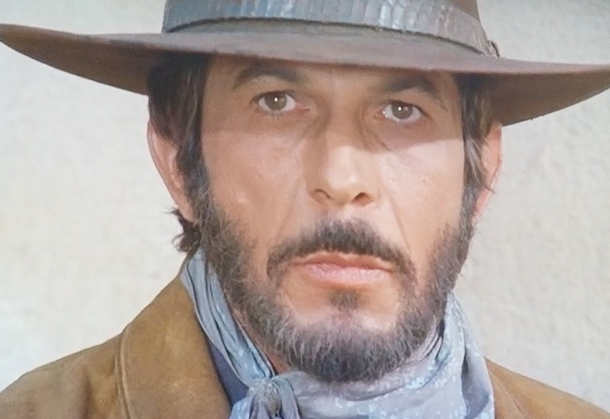 cinepastor's tweet photo. Película 38-2022: (*) "El oro de nadie" ("#Catlow", #SamWanamaker, 1971)
Es un #Western extraño, irregular, anárquico, rodado en #Almería y con un #LeonardNimoy absolutamente irreconocible. https://t.co/1N5teK66W1