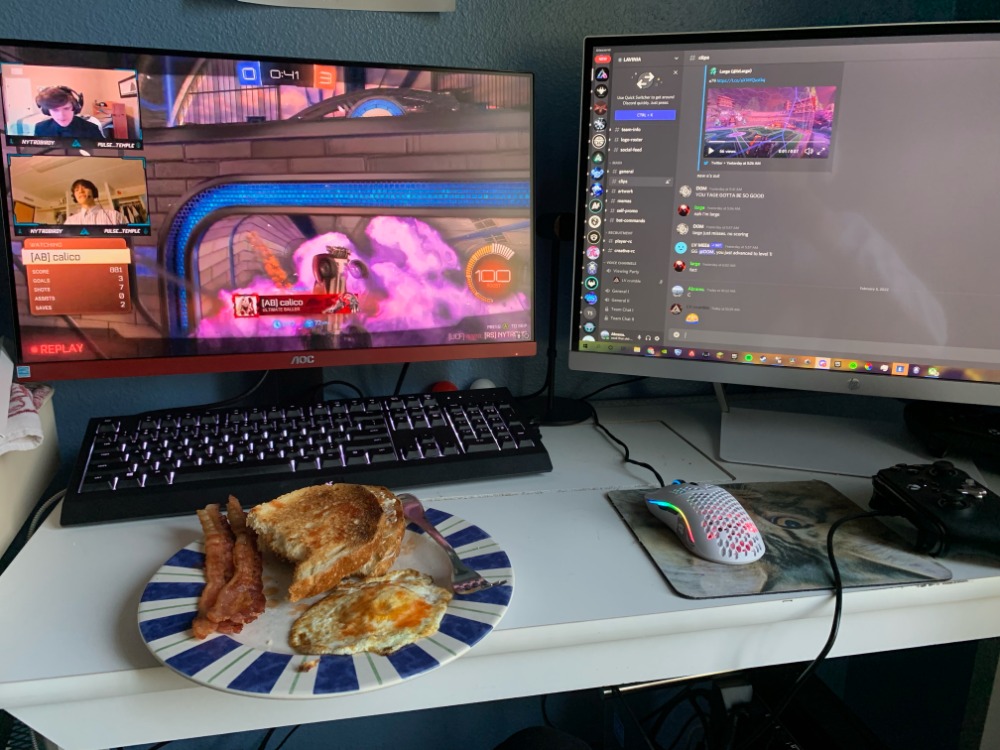 <a href="/ftgcrumble/">crumble</a> <a href="/Team_Lavinia/">Team Lavinia</a> Settling in for the tourney