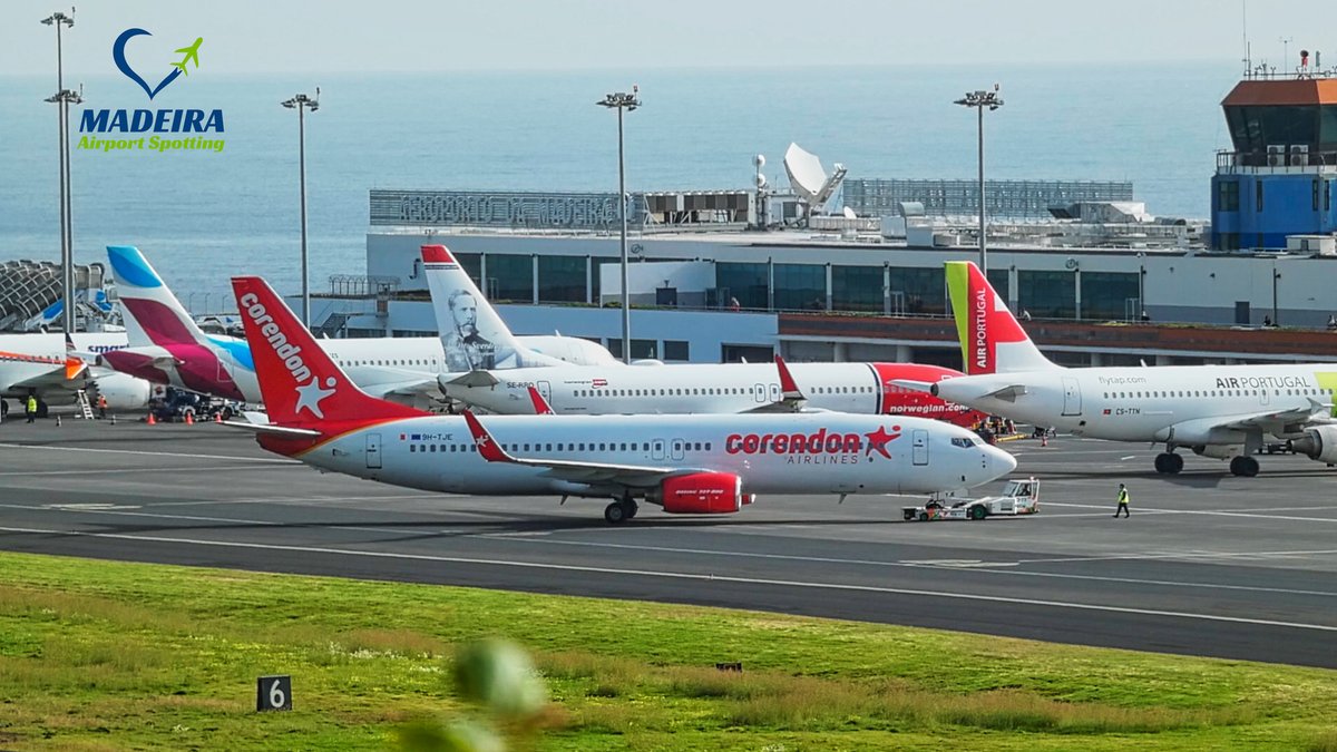 Corendon Boeing 737 being pushback at Madeira Airport, on a busy Saturday

#madeira #airport #corendon #boeing #saturday #pilot #cabincrew #travel #holidays #aviaton #avgeek