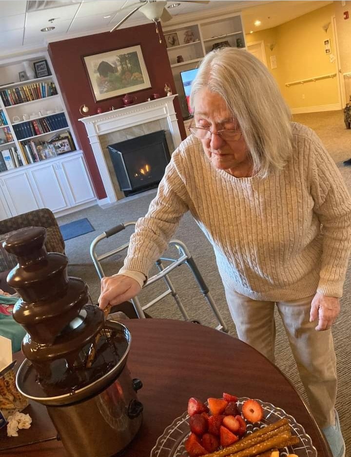 Rochester Presbyterian Home at Cottage Grove #Rochester #NewYork 
dipped into the chocolate fountain March 2021.
#nationalchocolatefondueday #chocolate #fondue #seniors #fun