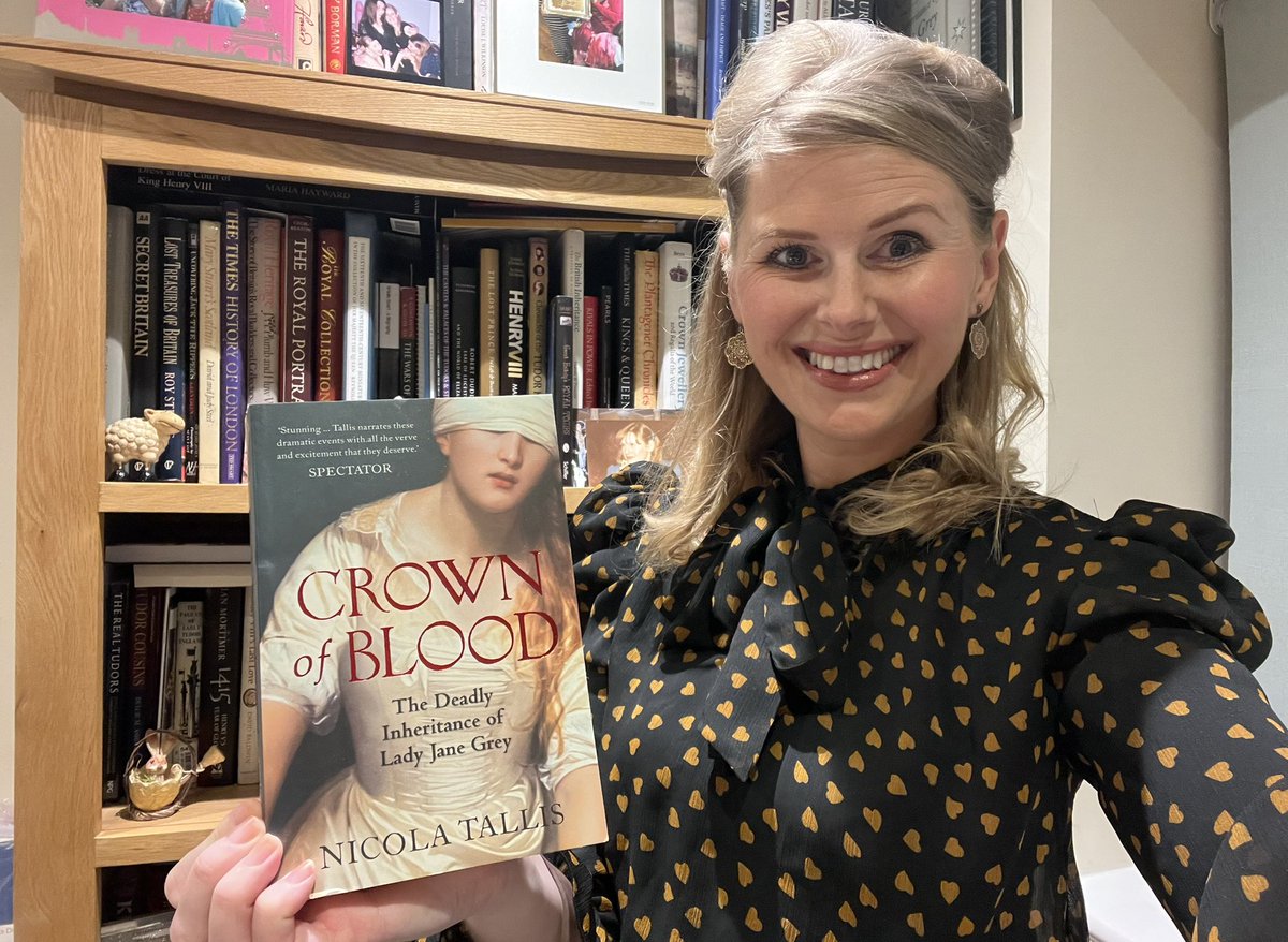 All week we’ve been #RememberingJaneGrey & thanks to my brill publisher @OMaraBooks I have a copy of Crown of Blood to giveaway! 📚 To enter, simply follow, like & retweet. Winner will be announced 12 February, good luck! 📚