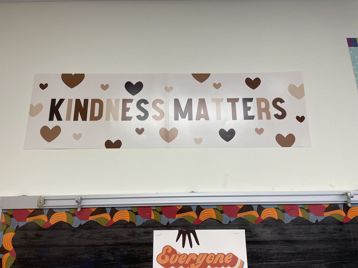 MrsGifford_NES's tweet image. At Nantucket Elementary, Kindness Matters 🤎🤍🖤💛 #everyoneiswelcome