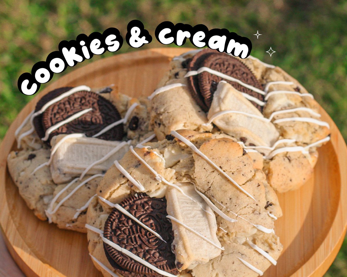 eerixaa's tweet photo. Started doing this last year as a hobby and now its my part-time job😩😋fat cookies for the munchiess delivery and pick up in the Alvin area 📍 https://t.co/PBQmvqDMSg