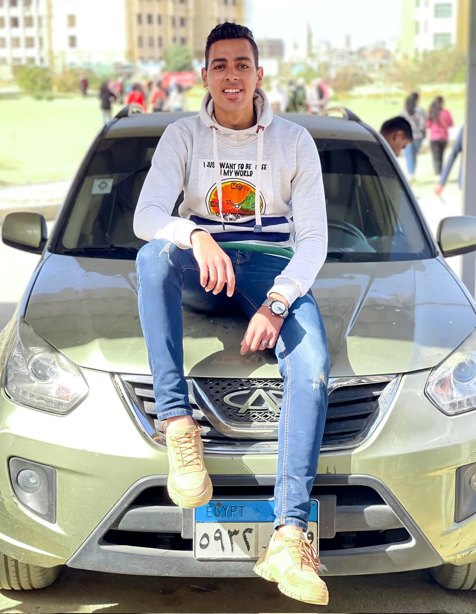 يكفي انك سمعت عني وتعرفني وانا معرفكش 💚