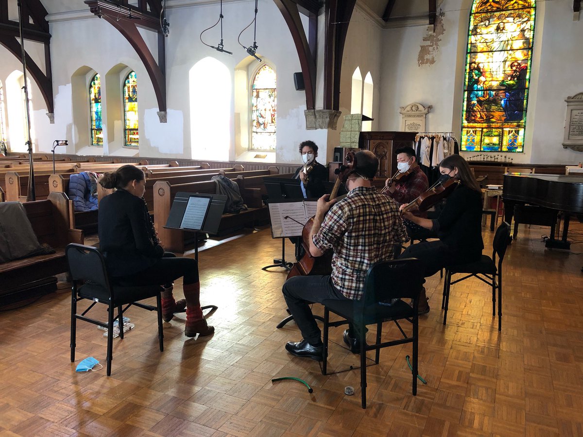 Samuel Coleridge-Taylor’s beautiful clarinet quintet PLUS stained glass windows = one magnificent concert coming your way at 4! Come on down to JP for “Sunrise” - or catch us tomorrow at @longymusic!