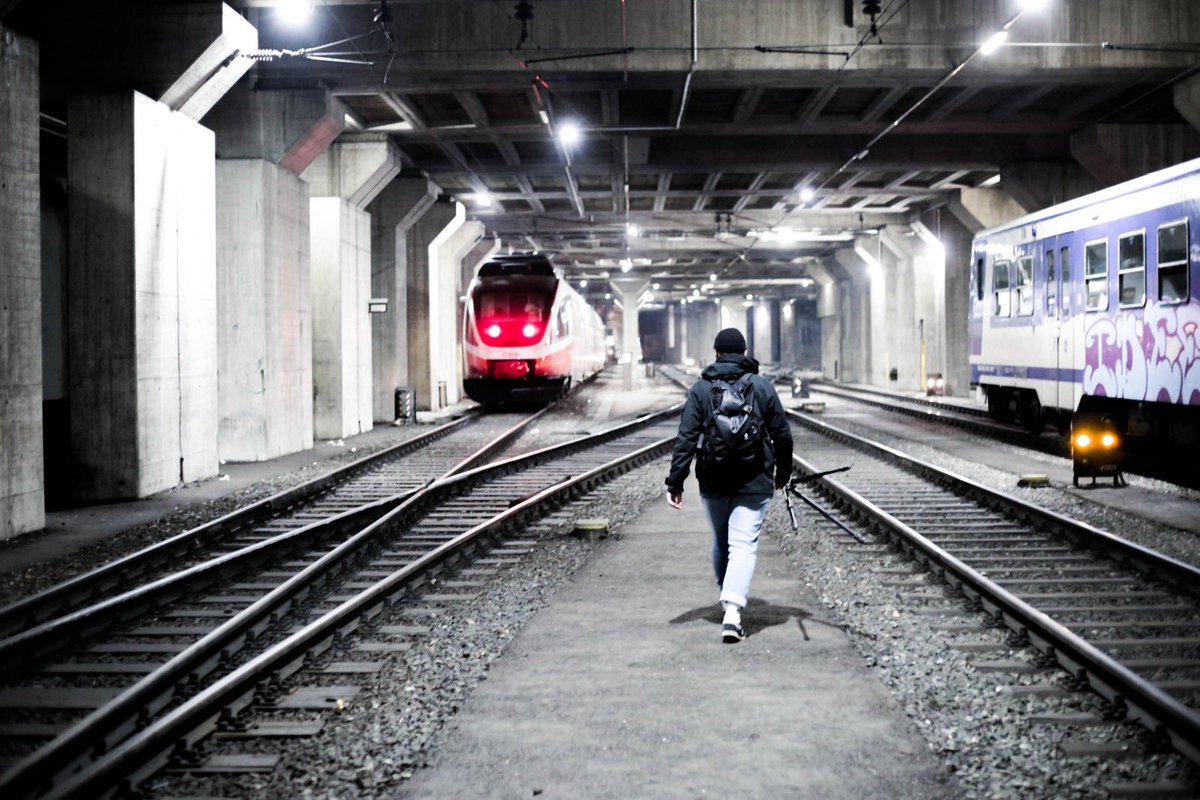 VenxOfficial's tweet photo. Late nights under Vienna https://t.co/EdeW473nsS