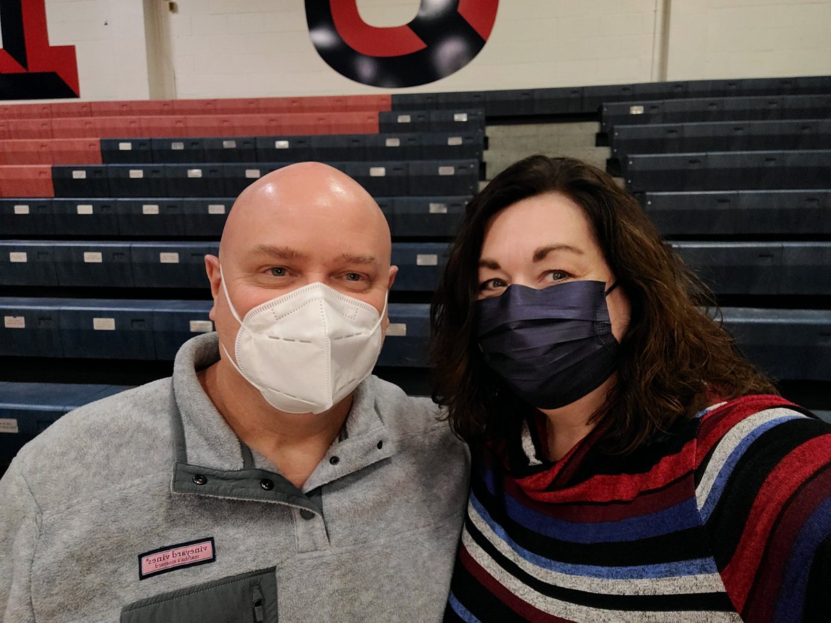 MrsRScott's tweet photo. Honored to have THS '87 Alum Greg Vaughn as our Fight Back Speaker @JCRelay4Life & my sweet Sis. Both are survivors & warriors! #wavegoodbyetocancer #wearerruman https://t.co/oJMw83YukE