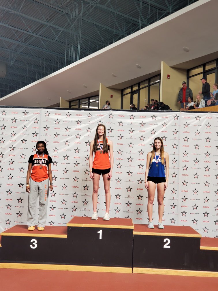2022 Indoor State Update: Congratulations to Hope Foster as she placed 2nd in the High Jump Championship. She jumped a personal record of 5’4 feet. Claws Up!

#AllState
#ahsxctrack