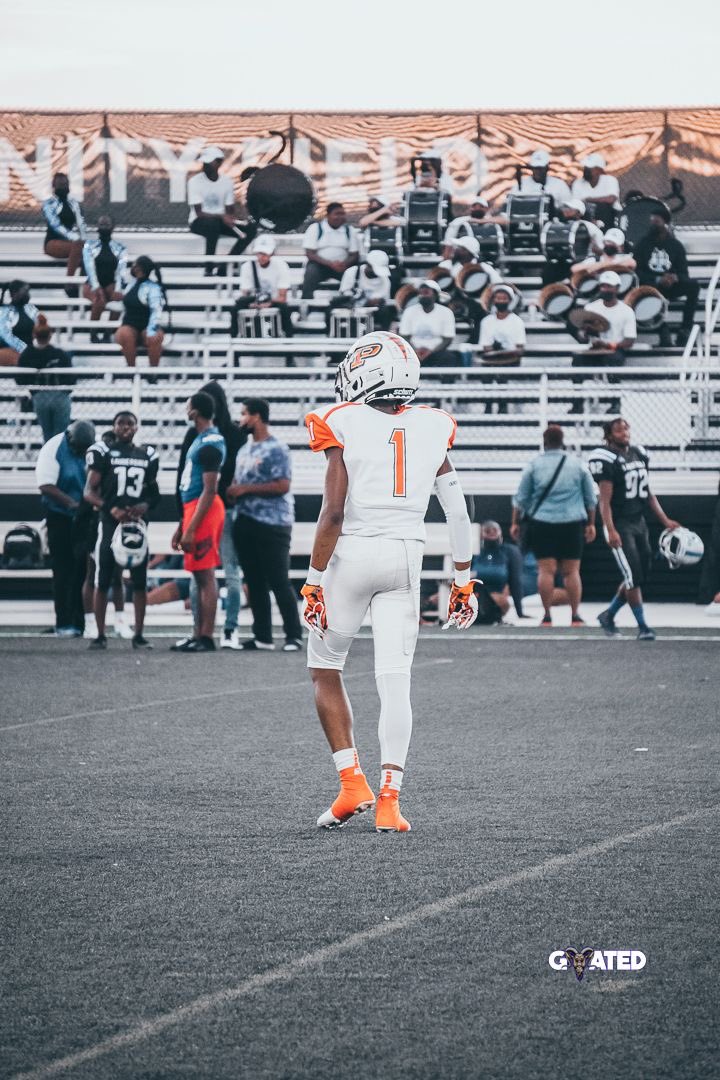 I will be reclassifying and playing another year of highschool football 🙏🏾🥳 @TheCribSouthFLA @fanit_now @305Sportss
