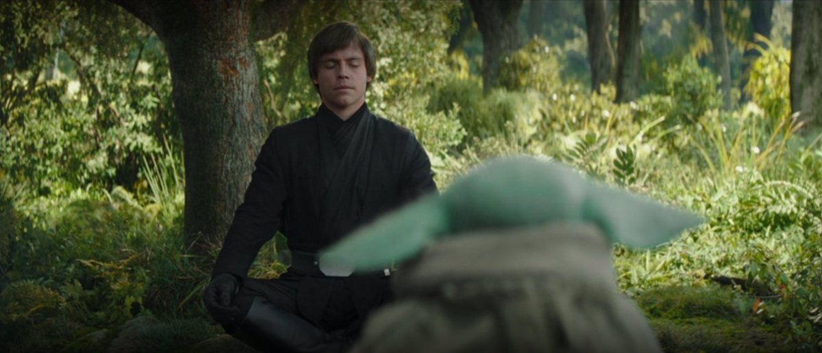 Fabio_Angl's tweet photo. No hay palabras para describir todas las emociones que me trajo ver este capítulo, simplemente hermoso y nostálgico, el CGI de Luke mejoró 100%. Se nota cuando hay amor por Star Wars ❤️ #TheBookofBobbaFett #starwars #LukeSkywalker #Themandalorian #grogu #MayThe4thBeWithYou https://t.co/2dCnTx3NRo