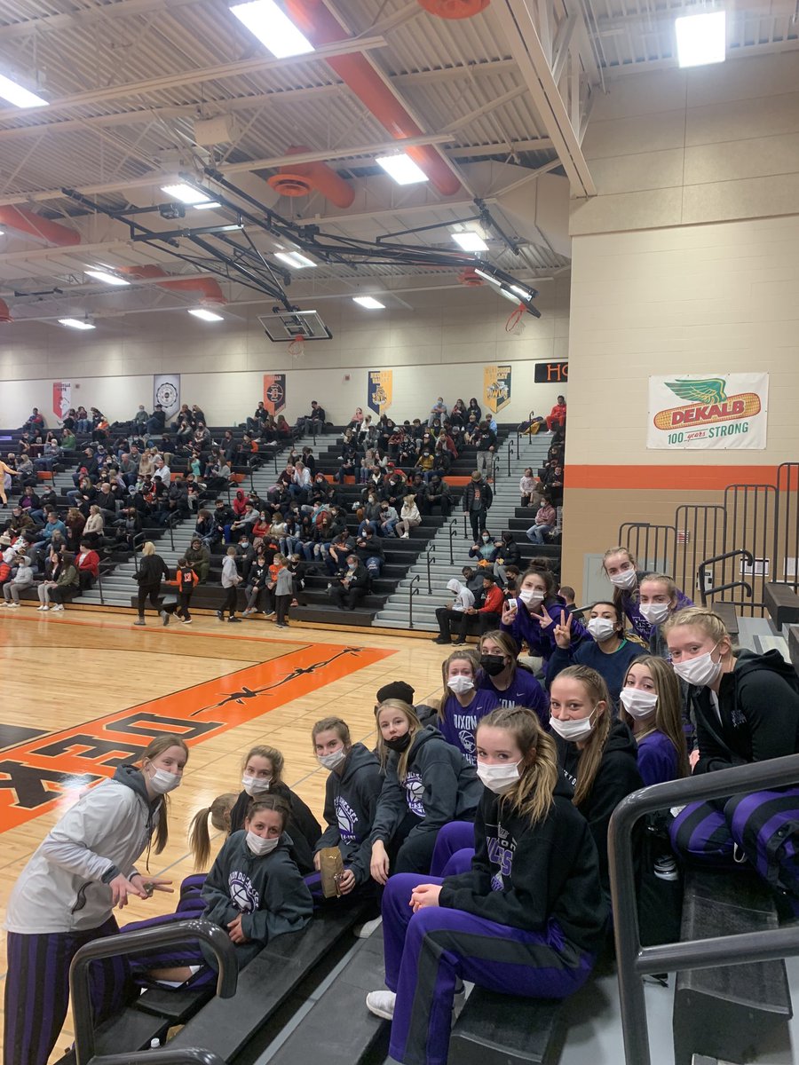 duchessbasketb1's tweet photo. 🟣👑🏀Duchesses win vs West Aurora 41-35 to move to 25-5 on the year. And now on to dekalb to root on the Dukes! https://t.co/JFXfu2xV53
