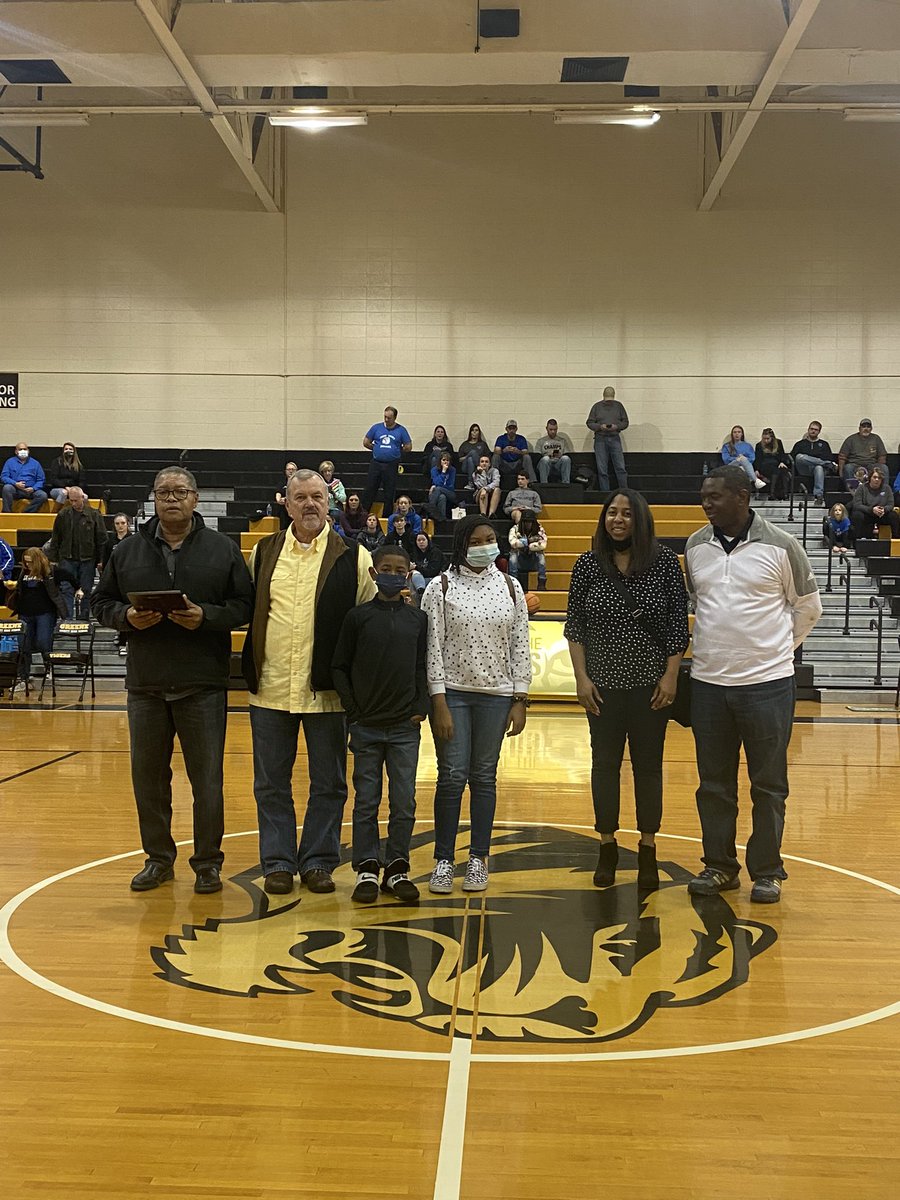 GreeneAthletics's tweet photo. Once a Tiger, Always a Tiger! Mr. Peek will be missed!! Enjoy retirement. https://t.co/vgVWdMZfSD