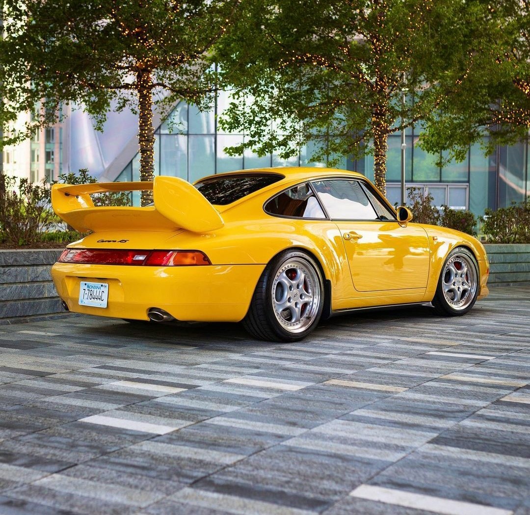 PorscheCIub's tweet photo. 993 Carrera RS https://t.co/FoUu9jYwcD