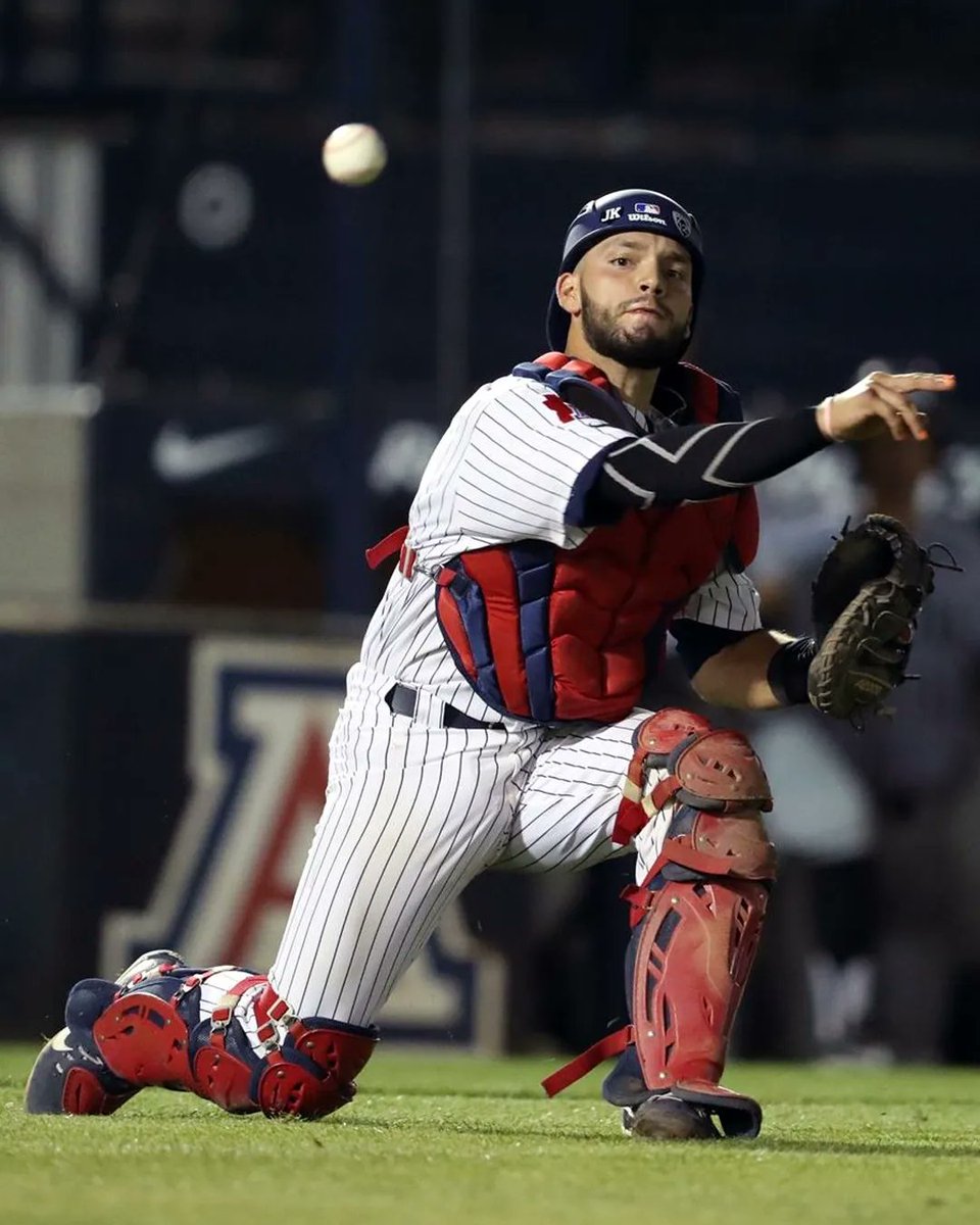 Pelota en Órbita tweet media