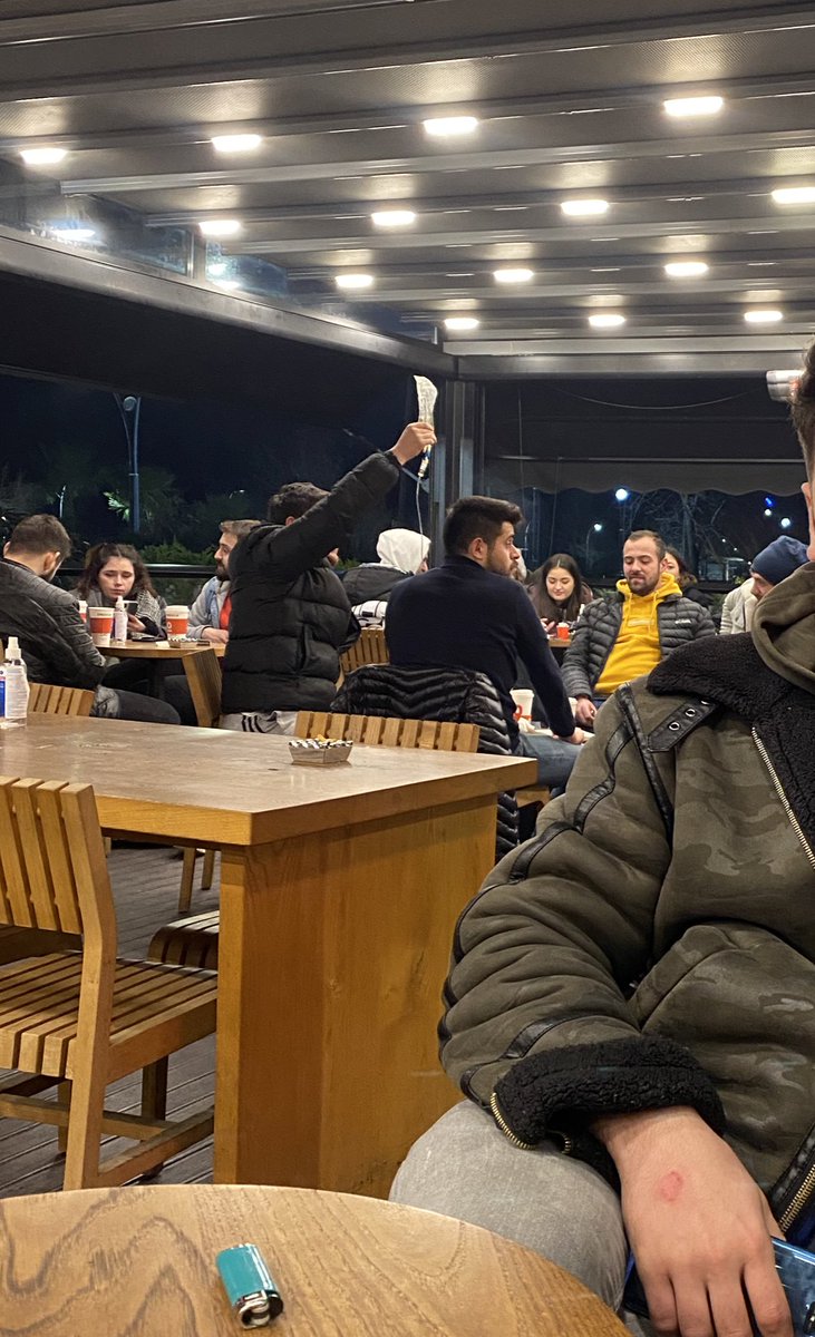+ Ben bi yellow chocolate serum alabilir miyim?
- Ekstra metranidazol ister misiniz?
(Kimse Espressolab aşkımızı sorgulamasın)