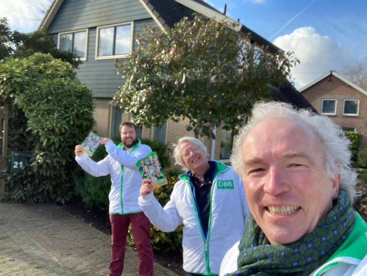Hartelijk dank Nieuwer ter Aa en Loenersloot, voor de goede en constructieve gesprekken die we vandaag hadden toen we bij jullie deur aan deur gingen. Over de zorgen over de verbreding van de N201, het woningtekort en het pontje #D66 #gemeenteraadsverkiezingen2022  #stichtsevecht