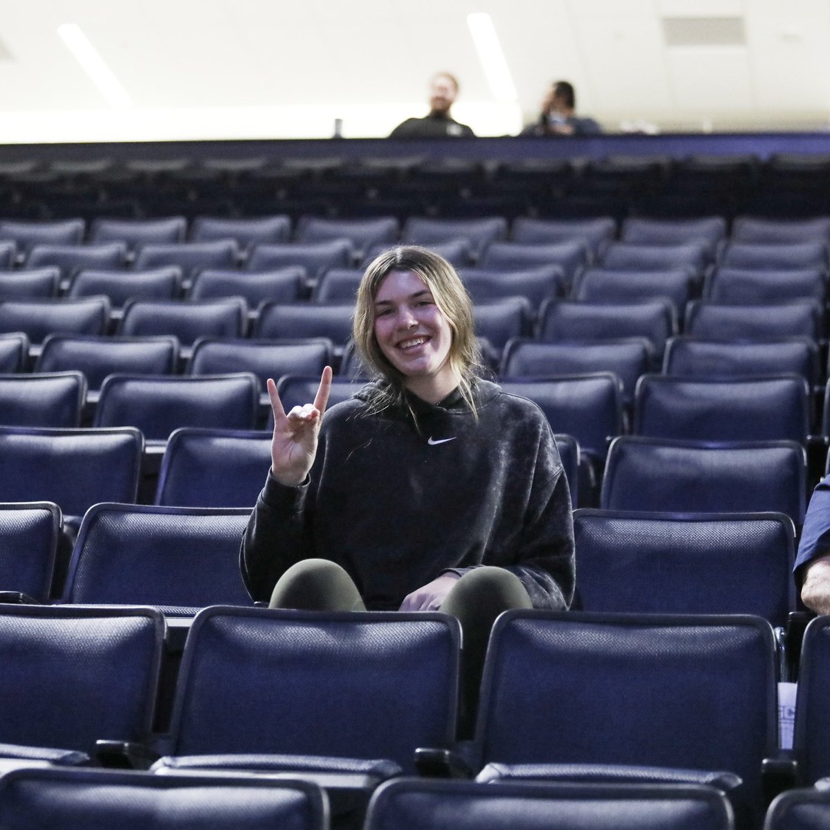 GCU_WBB's tweet photo. Future Lope πΌπ‘πππ£π πππ§π₯ππ§ is in the building. ππ€
#LopesUp // #FutureLope https://t.co/rgNDSblZLu