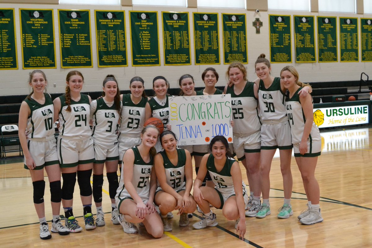 UA_BBALL's tweet photo. CONGRATS TO JENNA FOR SCORING HER 1,000th CAREER POINT TODAY!! WE ARE SO PROUD OF YOU AND ALL YOUR HARD WORK. https://t.co/lIMeNUBu0x