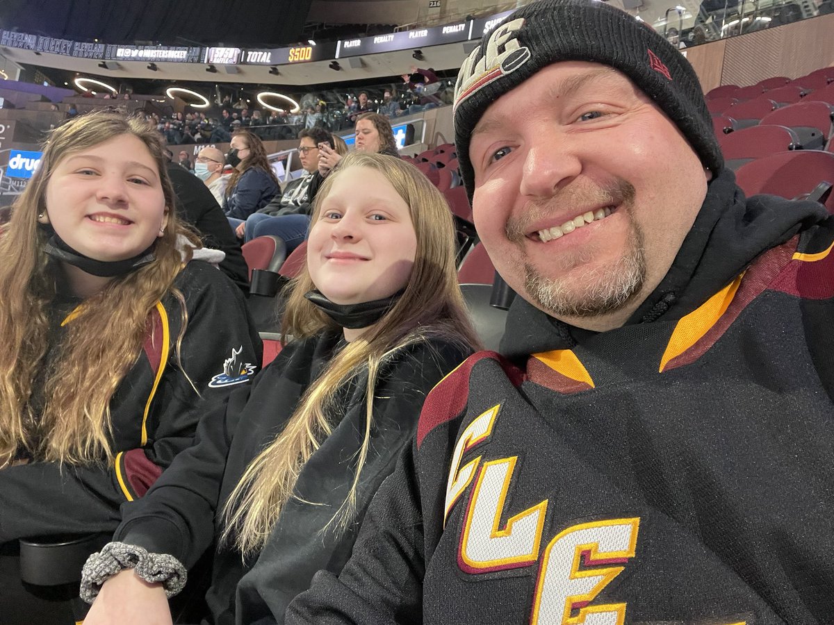 woofmanzz's tweet photo. @monstershockey https://t.co/p3E7jnReLS
