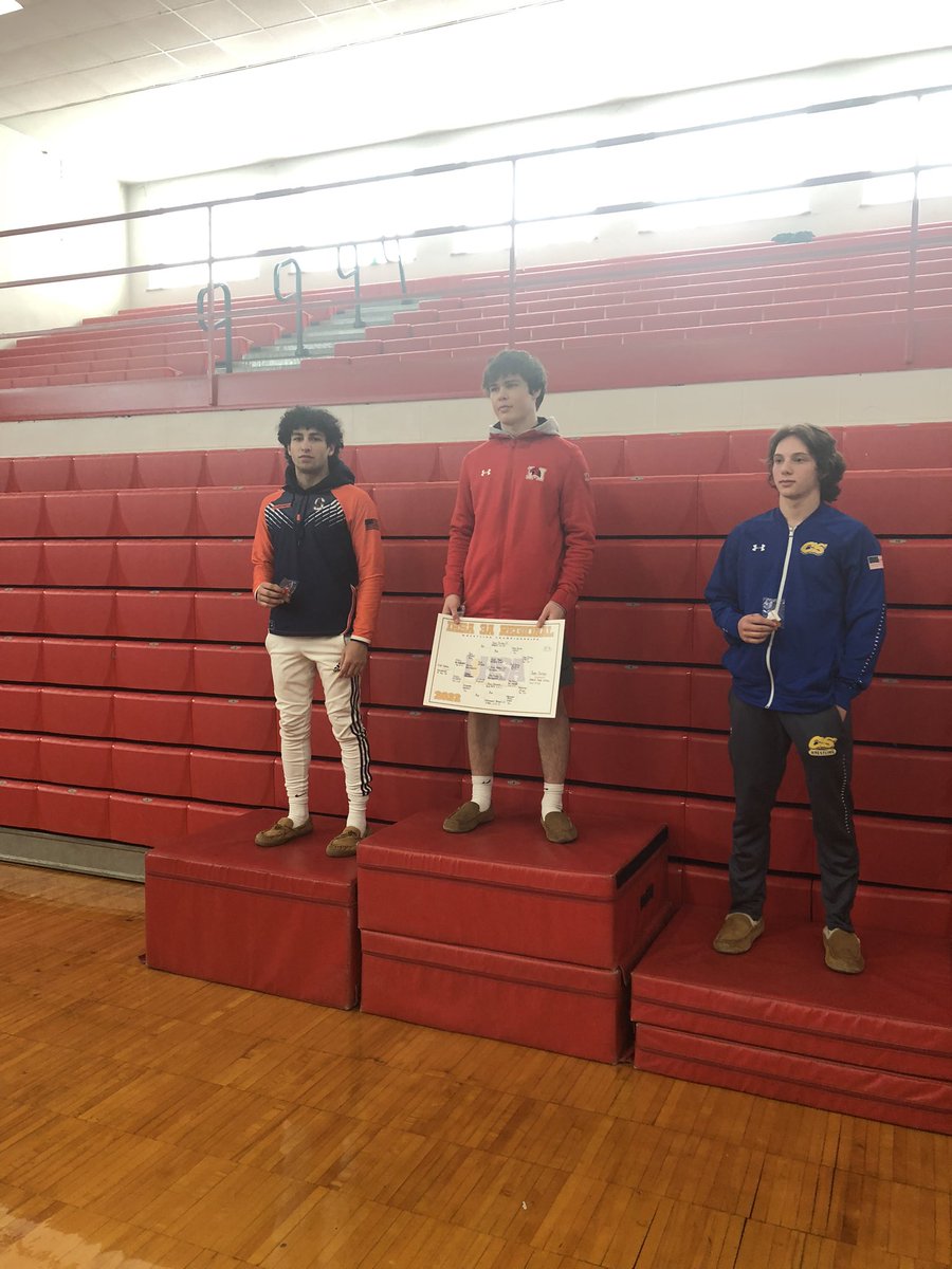 Moe Ahmed 2nd at 138