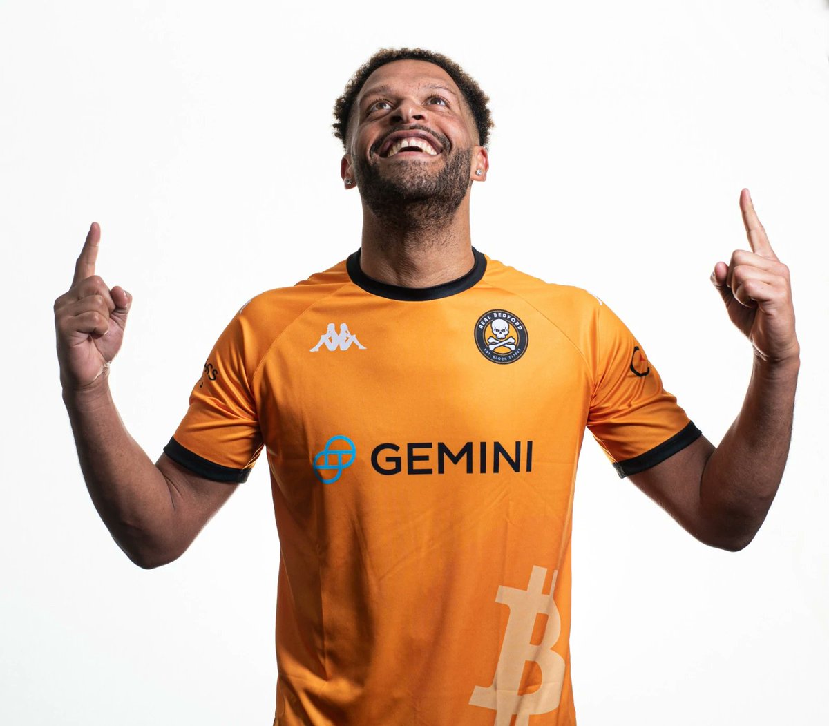 PeterMcCormack's tweet image. Shirts are now available for pre-order on the @realbedford website. 

We have a limited first run of shirts while we test the store, demand and logistics.

Adults and kids sizes available.

shop.realbedford.com