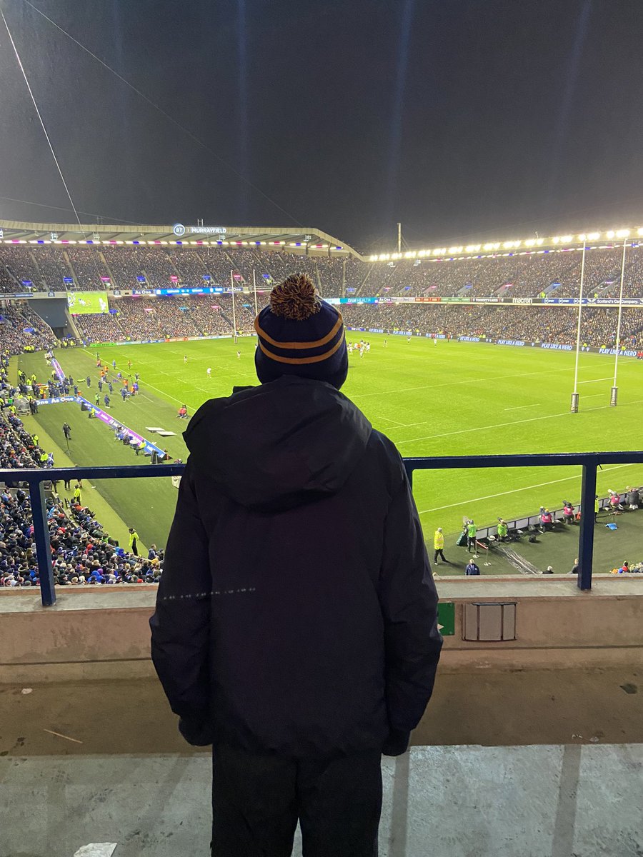 Aislingloch's tweet photo. @Scotlandteam What a game! Archie loved watching his idols in action 🏴󠁧󠁢󠁳󠁣󠁴󠁿🏉 https://t.co/InCMyk5oEK