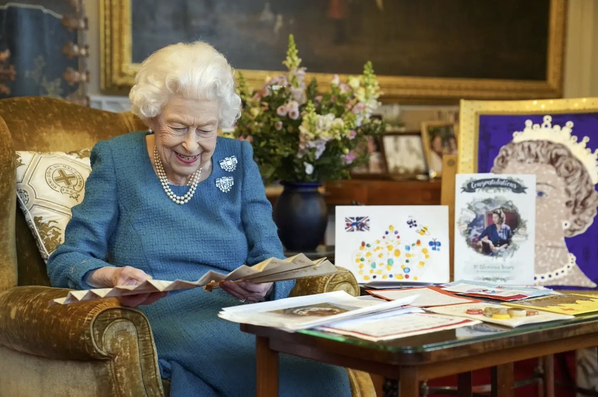 Royale2403's tweet photo. Tomorrow will be a very important day! 🇬🇧

#PlatinumJubilee 
#QueenElizabethII 
@RoyalFamily https://t.co/1WgS0EGkrR