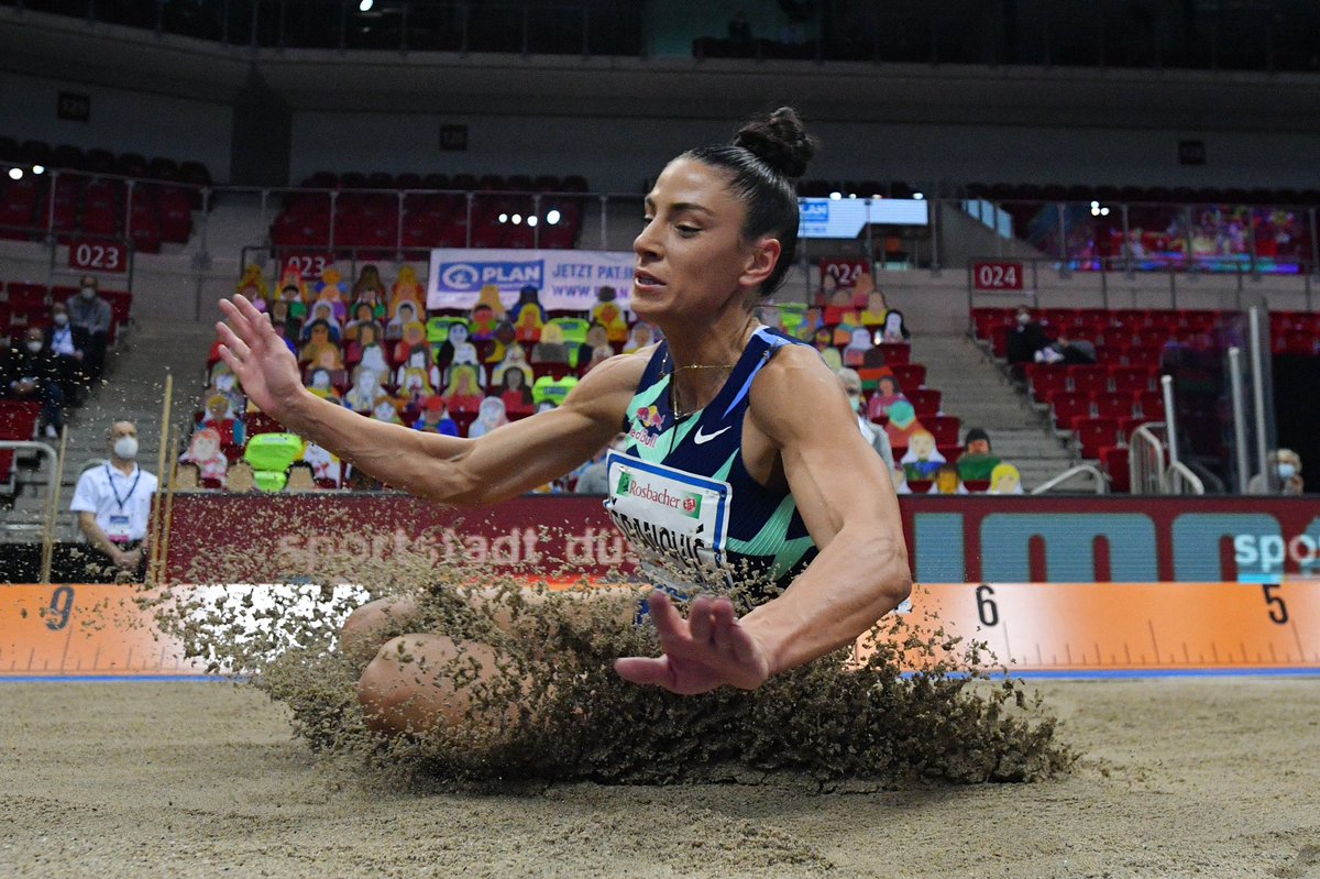 Ivana Vuleta 🇷🇸 set two world leads in the long jump on her season’s debut at the Serbian Indoor Championships. 👌 6.83m WL 6.63m 6.75m 6.62m X 6.85m WL