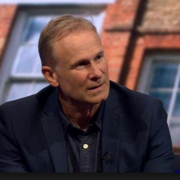 UCLDebating's tweet photo. Robert Verkaik @robertverkaik1, author of Posh Boys: How English Public Schools Ruin Britain, will speak against the motion “THW send their children to private school.” Monday 7 February, Cruciform Building, B404 - LT2 https://t.co/gs3ifUAP7i