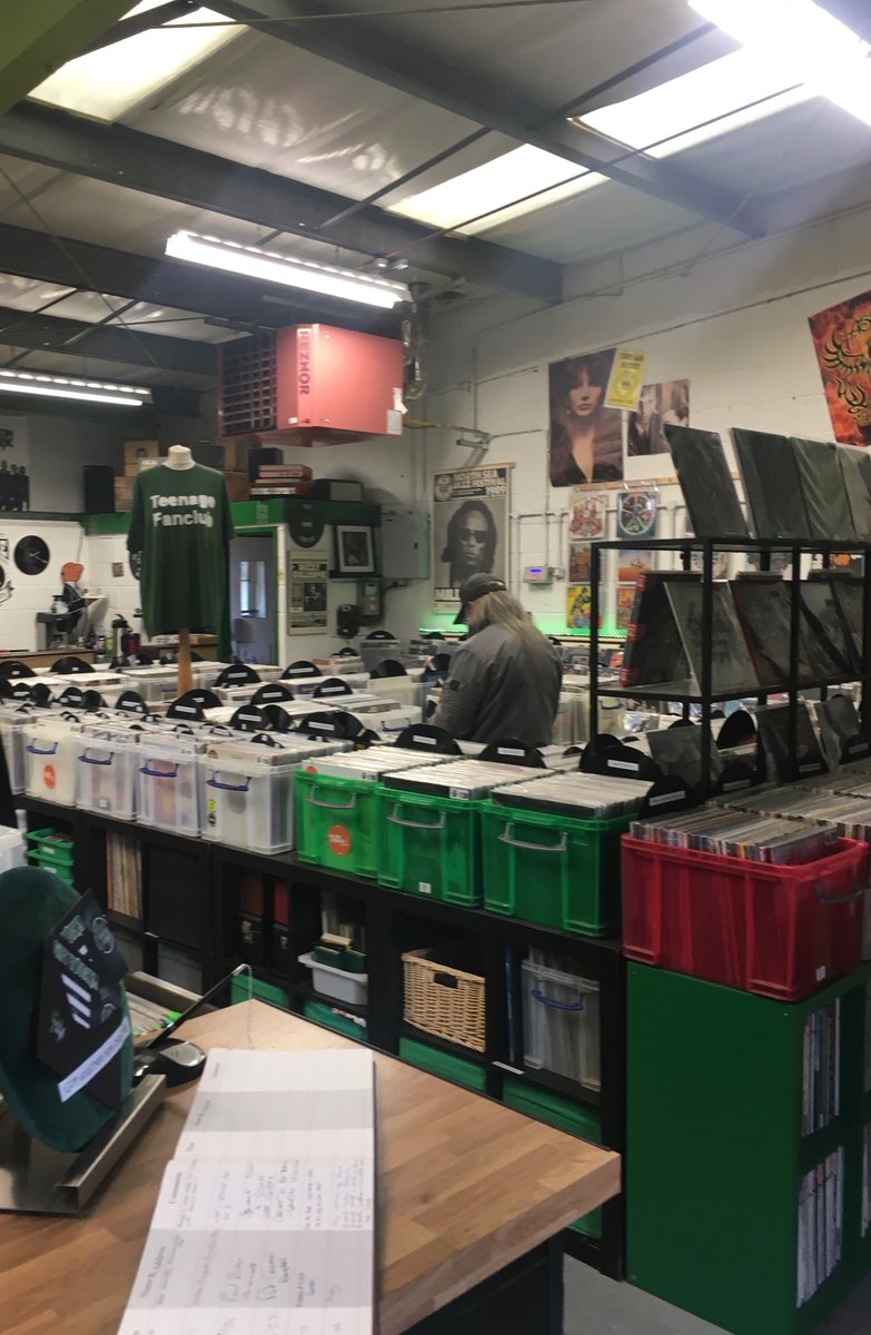 cw_gas76's tweet photo. Visited the impressive @ForestVinyl  I ‘had’ to go and watch the Mangoes but friend stayed and spent a sizeable sum. Amazing place. Pic does not do justice. Staff very friendly and knowledgable. Well worth a visit if you have the time and your wallet can stand it! https://t.co/z9lTlyPqsr