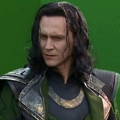 FrancyLaufeyson's tweet photo. This #SocialConnectionSaturday is also a #SharpeSaturday, so I should have mentioned the "link between your heart & mine ♥️".
#TomHiddleston
#TomSpiritWeek https://t.co/4KwUj5WcuG