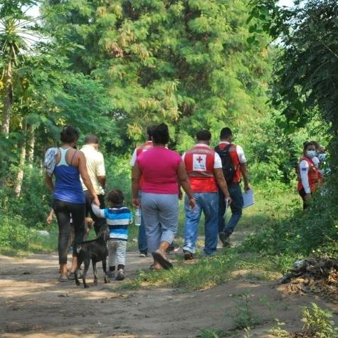 cruzrojahon's tweet photo. En el marco del proyecto Alianza Programática Piloto (PPP) con el apoyo financiero del consorcio entre Cruz Roja Española, Cruz Roja Alemana y Cruz Roja Italiana, ha elaborado el Análisis de Vulnerabilidades y Capacidades #AVC en la comunidad de #Chotepe #Chamelecón. https://t.co/oRO5vYfpFS
