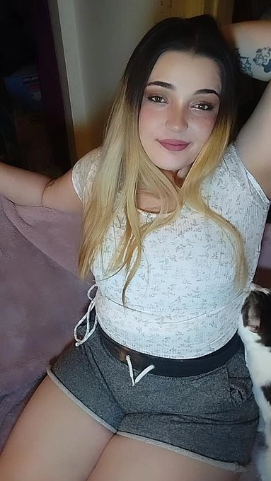 Coffee with cream or sugar ? ☕ https://t.co/OcsjGcGLrC