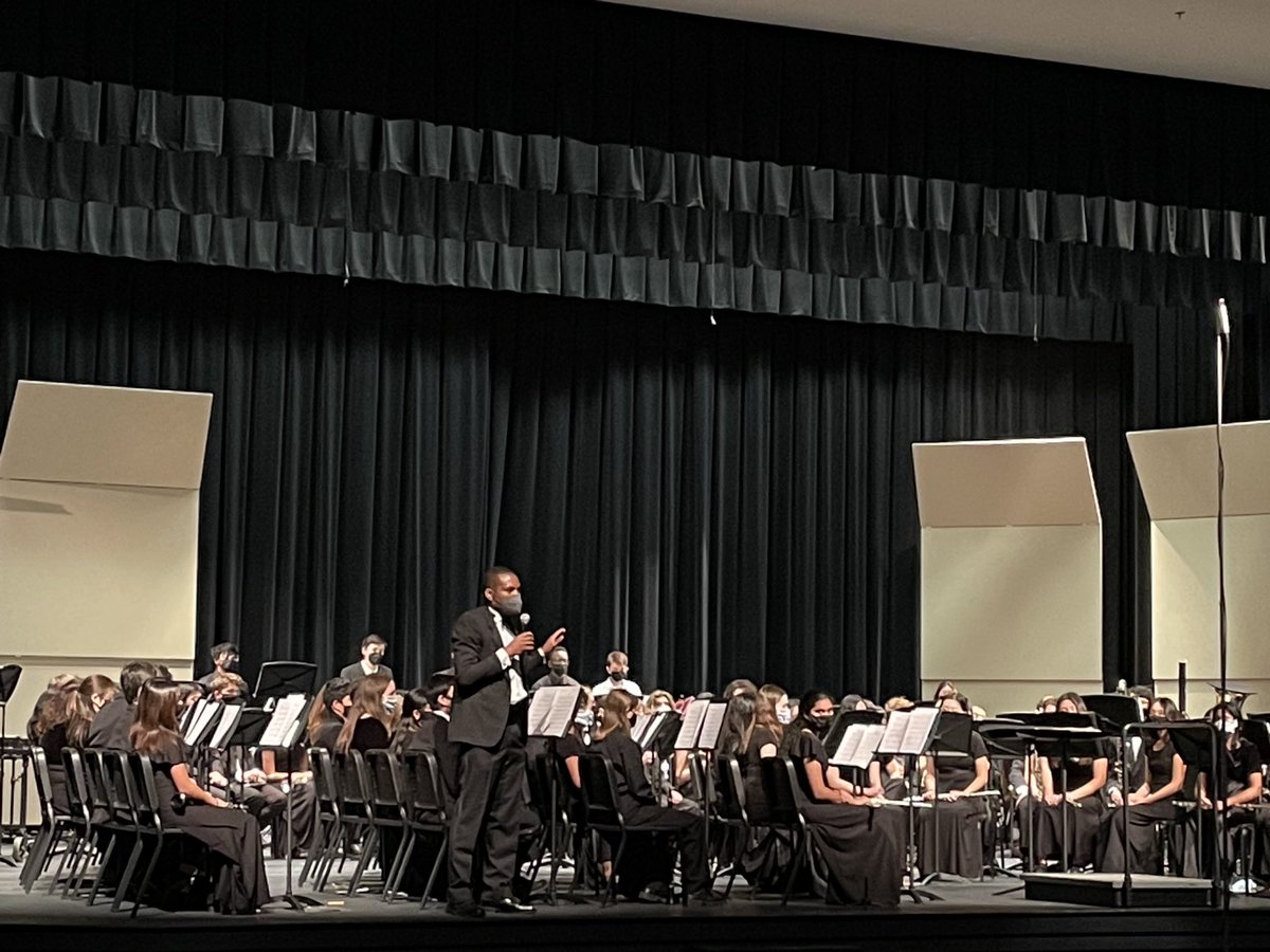epstanford's tweet image. So excited to be at District 16 Band! Thanks to the amazing directors, students and guest conductors! #lcps22