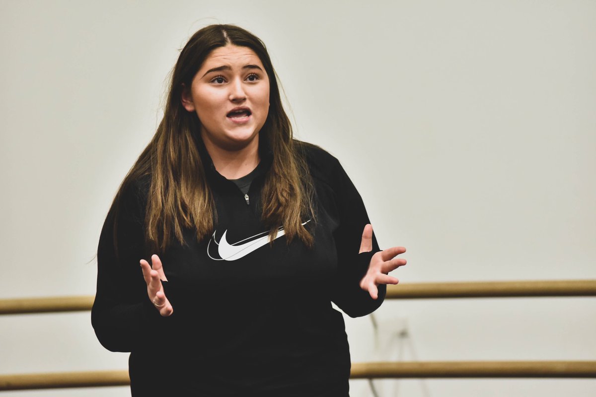 MXMasterclass's tweet photo. We donโt want to mask our singers - we want the world to know how awesome they are!
Hereโs our Emmy @GeorgieTranter singing for our awesome West End and Broadway guest teacher Hadley Fraser. #mxmasterclass https://t.co/EU00T2lwHB