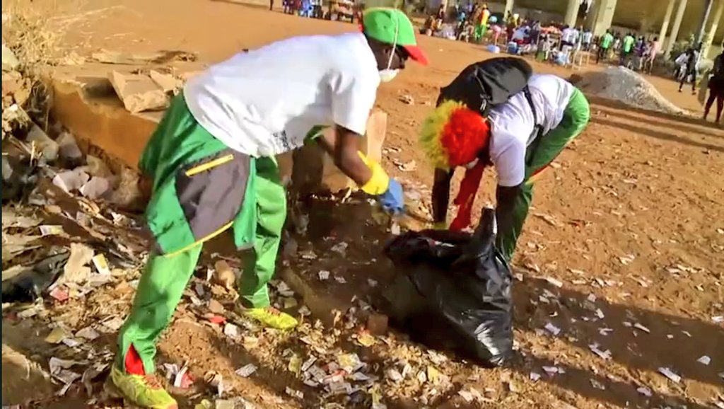 Elizabeth Tchoungui tweet media