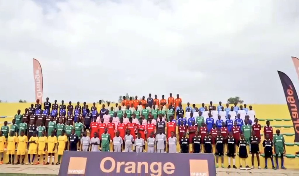 Elizabeth Tchoungui tweet media