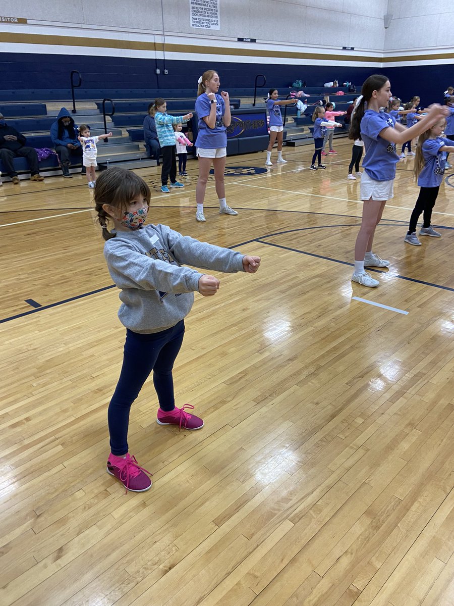 smcc_cheer's tweet photo. Such a great day cheering with our minis! 
Thank you for supporting Panther Cheer💙💛🐾 https://t.co/omVdOIFyTk