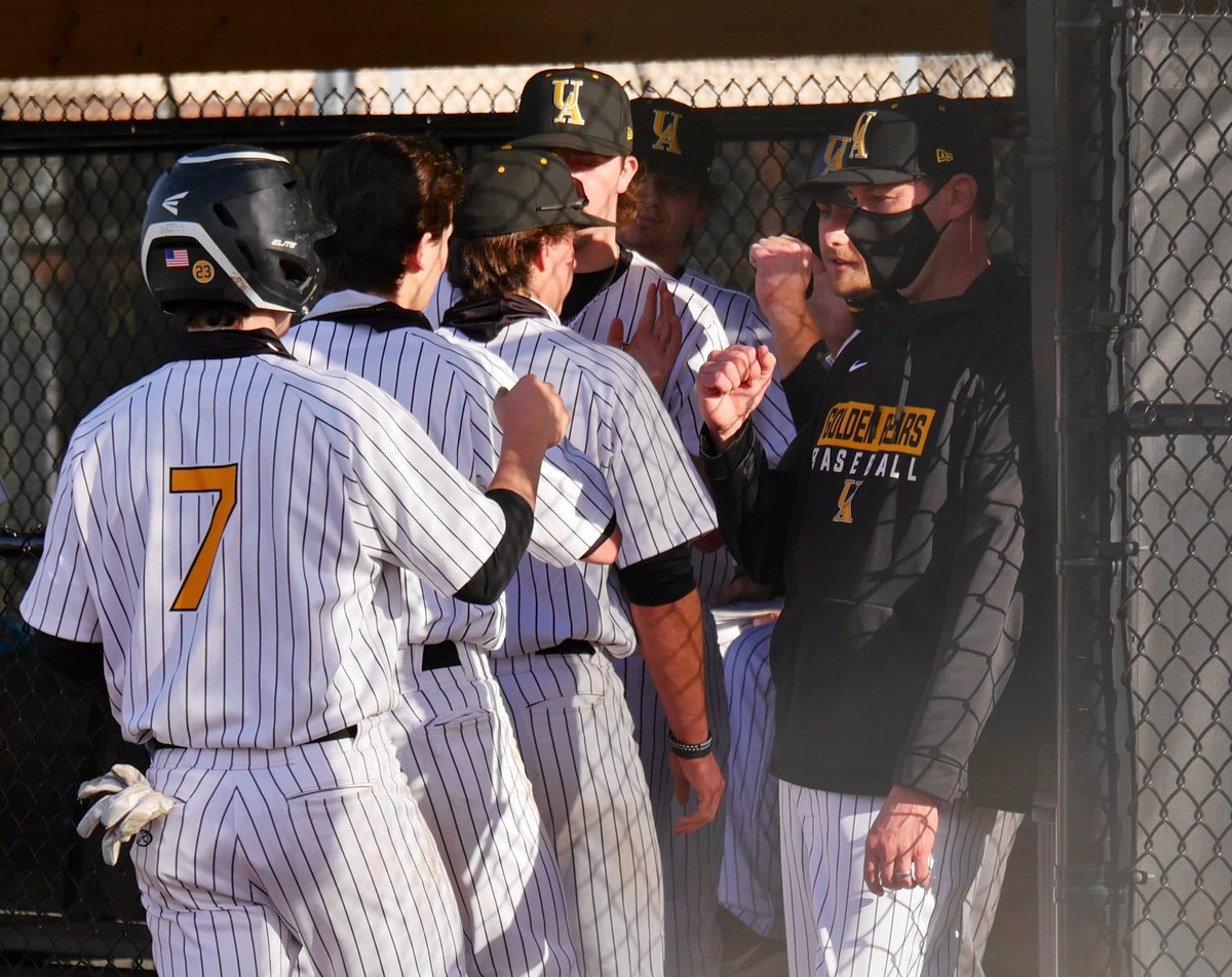 UABearsBaseball's tweet photo. Please join us in welcoming our very own, longtime varsity assistant, @CoachPfeil to the Twitter world. 

#ChasingBanners | #PleaseFollow 🐻⚾️ https://t.co/1arznEkvIJ
