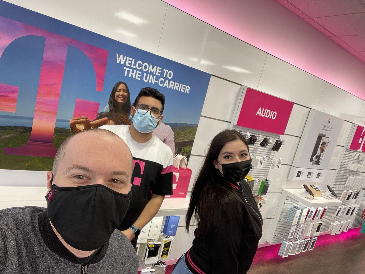 Highway 4 is ALL IN for a big weekend! <a href="/IanBermudez8/">Ian Bermudez</a> <a href="/iamkarinalive/">Karina Da Silva</a> <a href="/AdrianVanHooser/">Adrian Van Hooser</a>