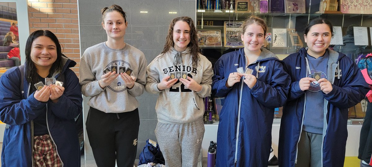 Our five <a href="/ChrismanBears/">William Chrisman</a> senior swimmers &amp; their conference medals from today! Congrats, ladies!