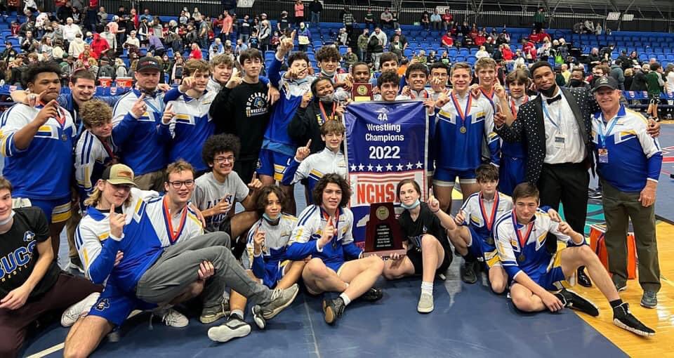 Congratulations Laney Wrestling on their Dual Team State Title with a 32-31 Victory! 💙💛

📸<a href="/CoastalPreps/">CoastalPreps - Tim Hower</a>