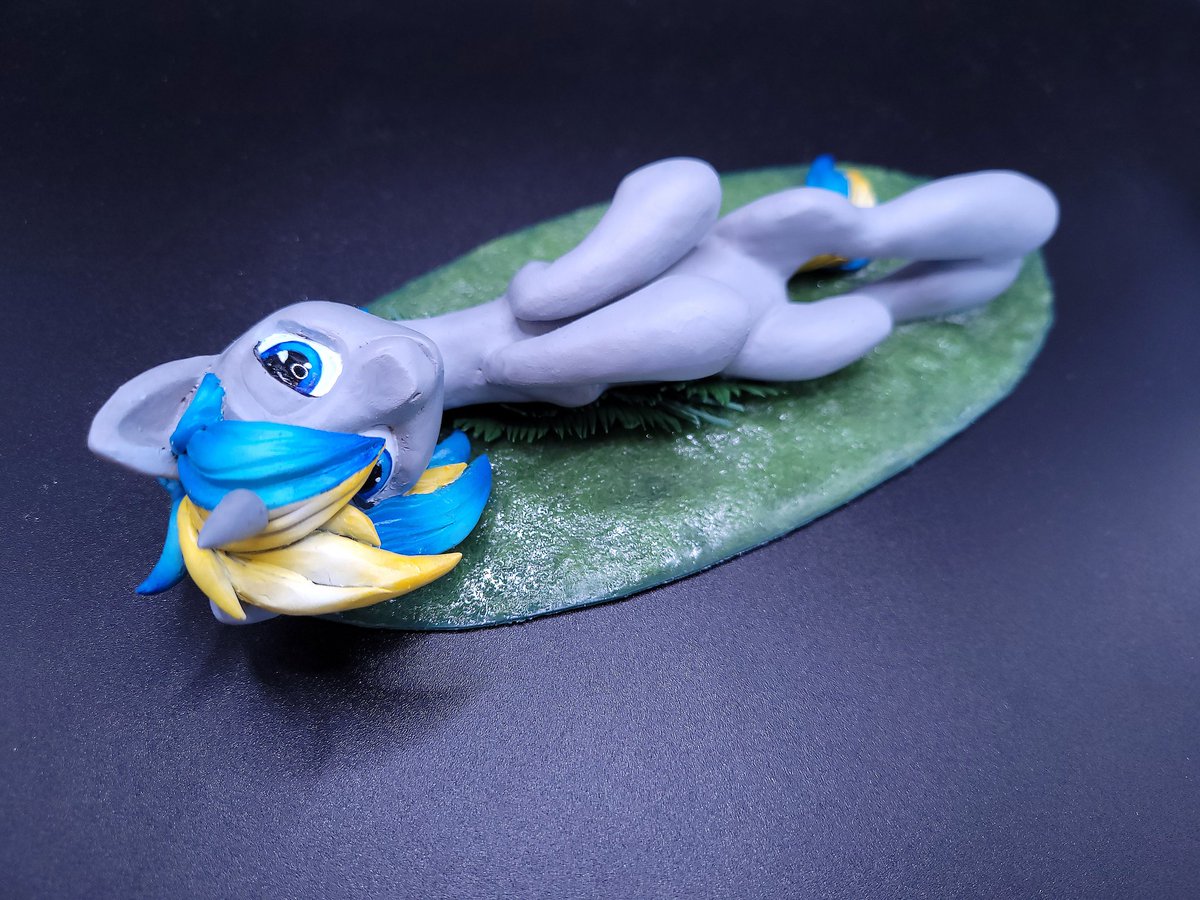 felinexycw's tweet photo. Yay! A cute little stallion is now ready :3
#statue #figurine #sculpture #mlp #pony #mlpfigure #mylittlepony #ocfigure #commission #custom #ocpony https://t.co/wivhXT8yWU
