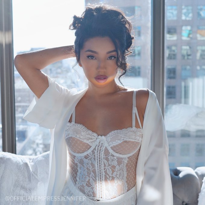 Just a little reminder of how much of a Goddess I am 👑 https://t.co/GVQtk58m2H