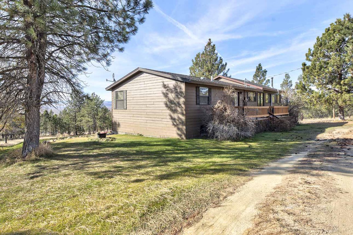 cassKparr's tweet photo. I would love to show you my #listing at 6070 North Slope Road #Helena #MT  #realestate https://t.co/8bV5q7nLNZ https://t.co/l529KNyKm7