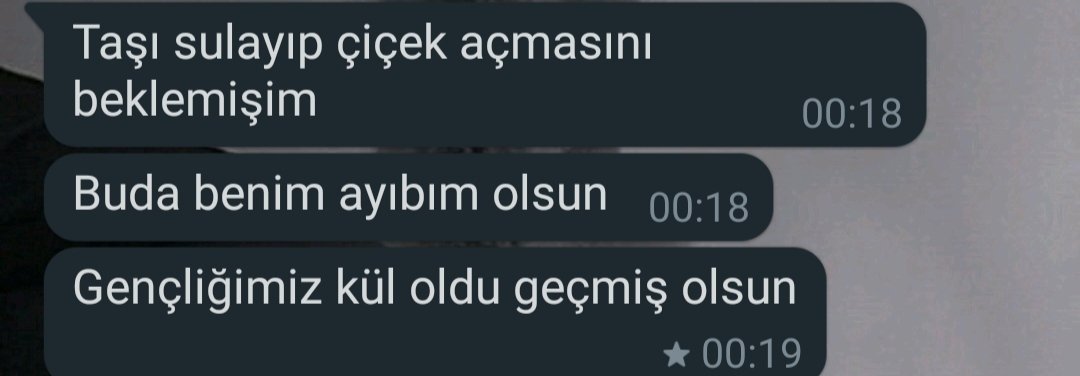 Elanur_ulk's tweet photo. Bütün efkarlı insanlarda beni mi bulur be kardesim💆🏻‍♀️ https://t.co/6iR8G5JmtN