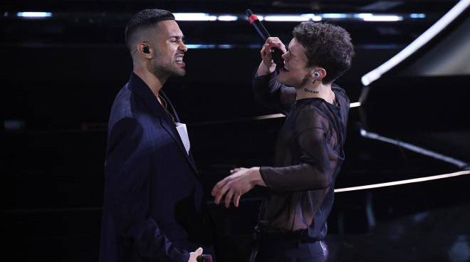 sarettashouse's tweet photo. Semplicemente voi, grazie.
#sanremo22 https://t.co/7GteOz0Q9s