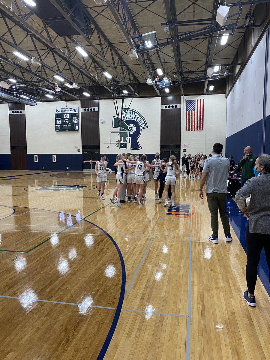 AthleticsNTHS's tweet photo. Trevs defeat the Libertyvlle Wildcats in girls basketball 63-48. https://t.co/9ijguw3btt