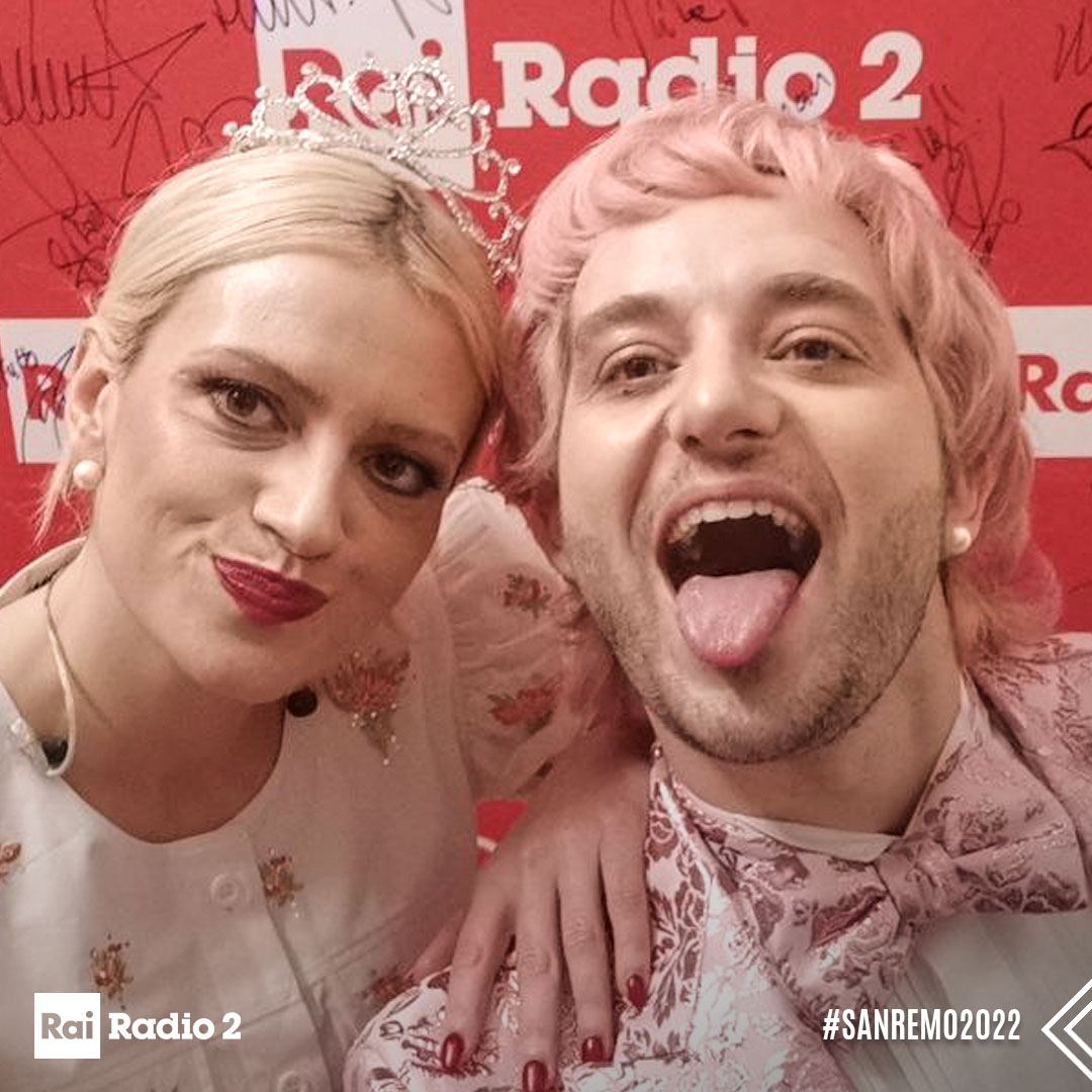 «Questo Sanremo è stato un sogno e siamo veramente molto felici. Non vediamo l'ora di ricominciare a suonare e cantarvela dal vivo.»

<a href="/LRDLofficial/">la Rappresentante di Lista</a> nel backstage di #RaiRadio2 dopo l’esibizione al Festival di <a href="/SanremoRai/">Festival di Sanremo</a> ➡ bit.ly/Radio2-intervi…

#Sanremo2022 <a href="/RaiPlay/">RaiPlay</a>