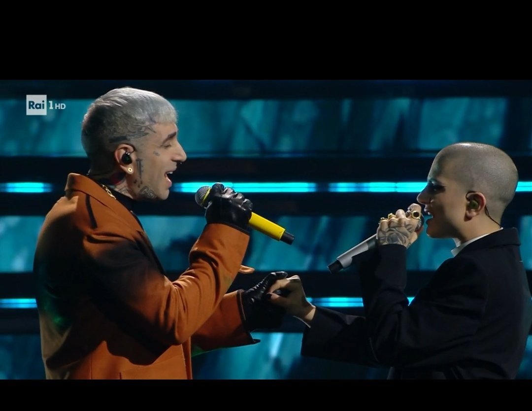 Sifahu1's tweet photo. Comacose 2.0🤍 #Sanremo2022 https://t.co/1ct4NjyEXR